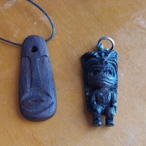 Wooden Tiki Pendant Set